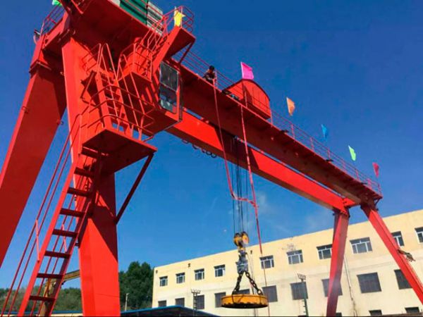 影响门式起重机的工作效率因素有哪些？